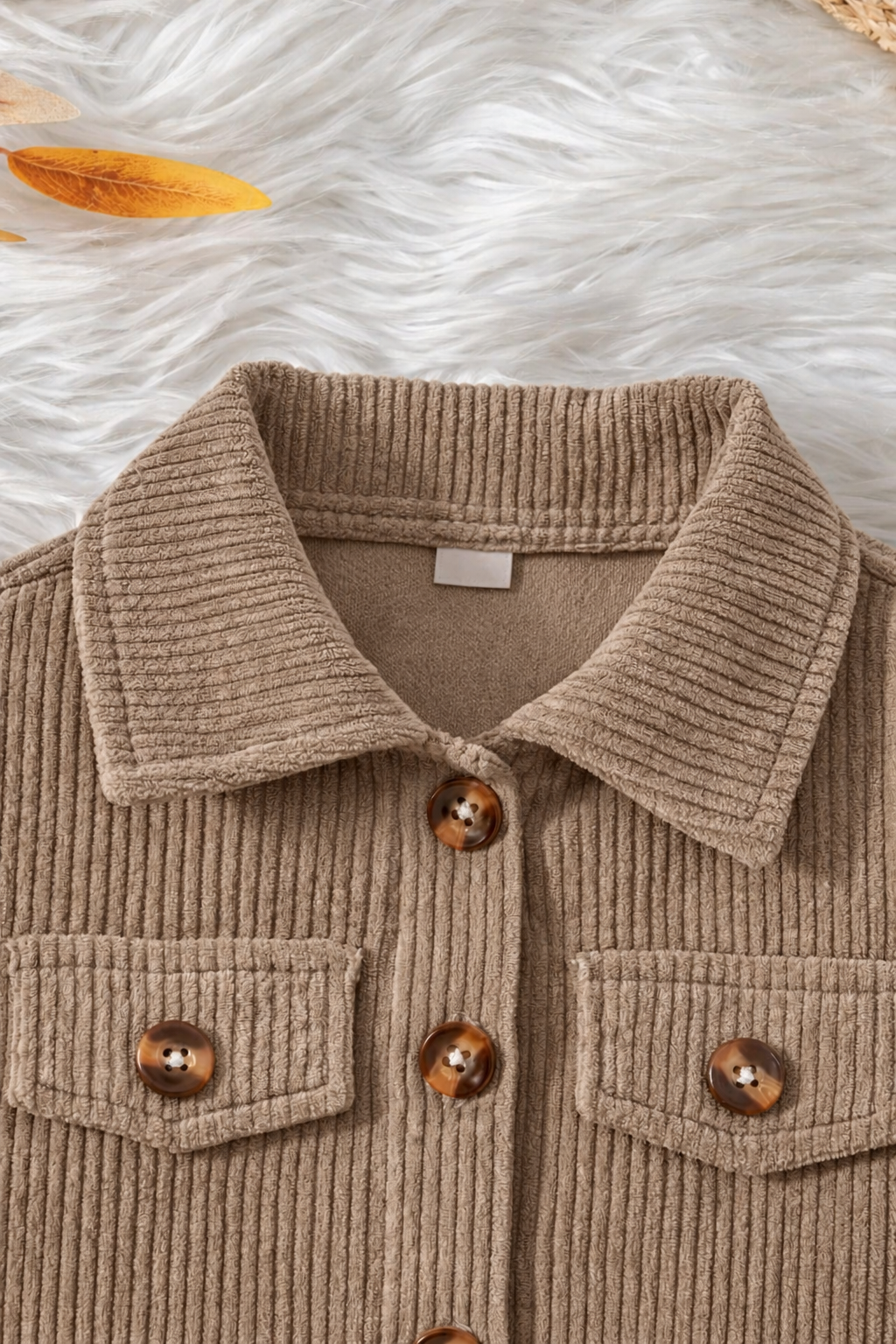 Veste beige taupe Ensemble Autumn - col, poches et boutons